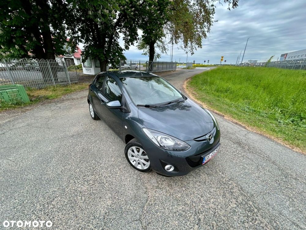 Mazda 2 - 15