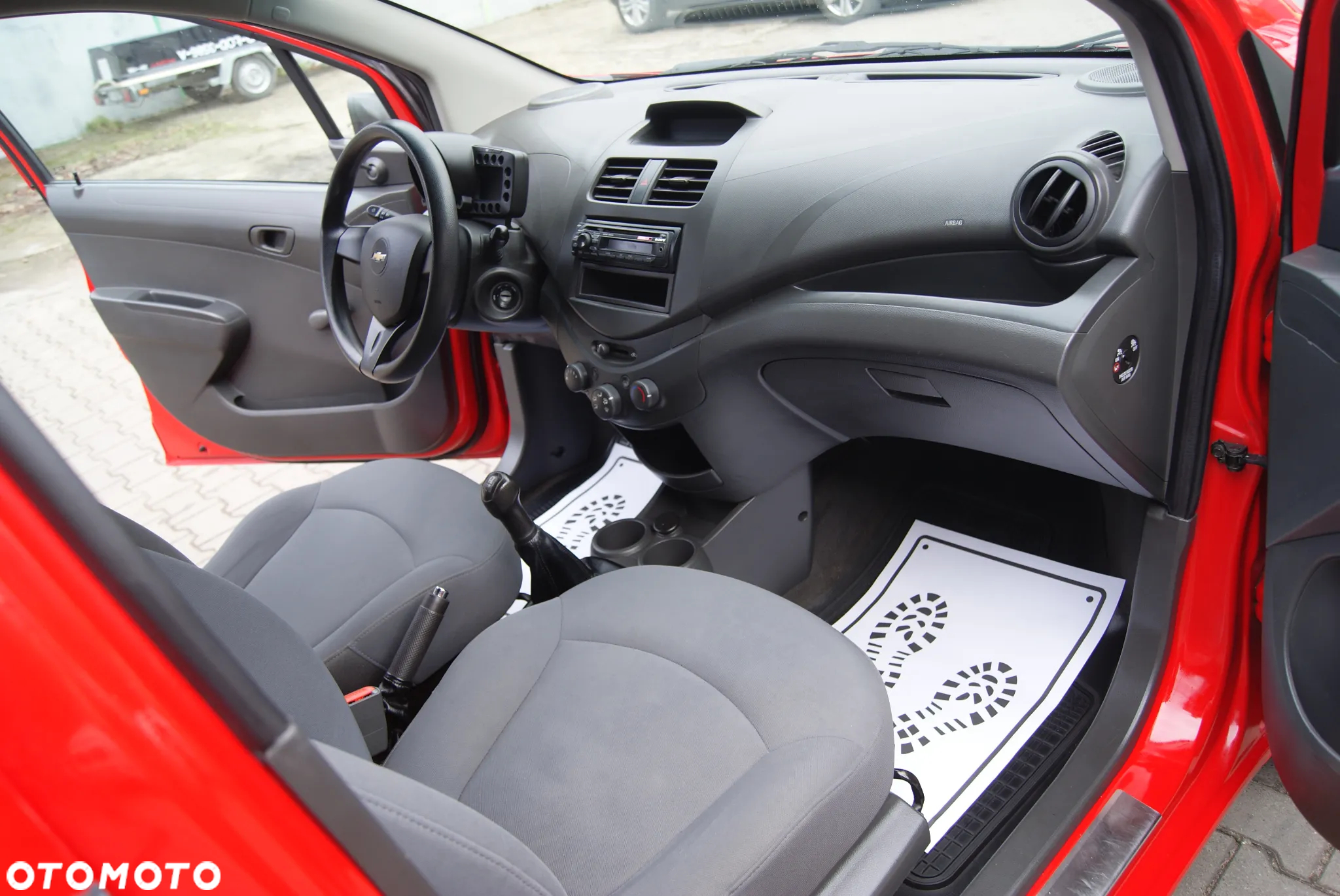 Chevrolet Spark 1.0 Base+ - 17