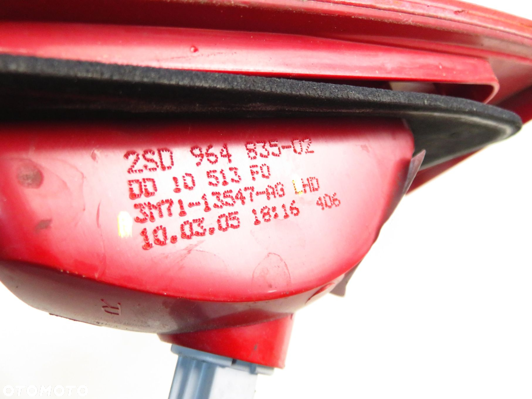 LAMPA PRAWA TYLNA KLAPA MAZDA 2 I (DY) 3M7113547AG 964864 - 9