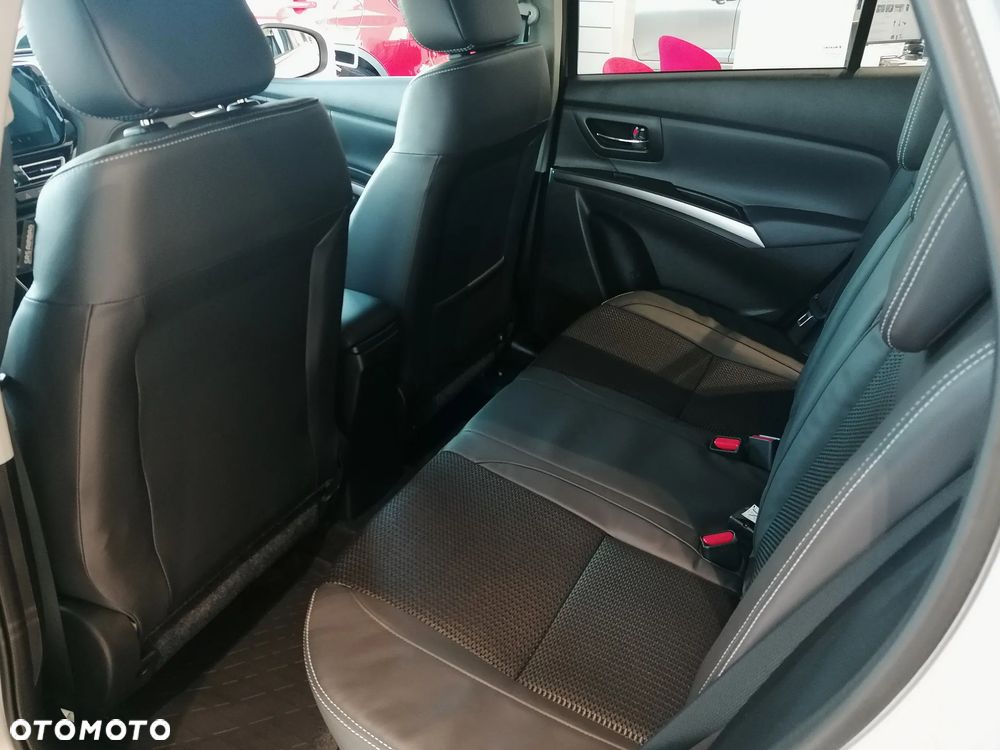 Suzuki S-Cross 1.4 BoosterJet mHEV Elegance SP 4WD - 11