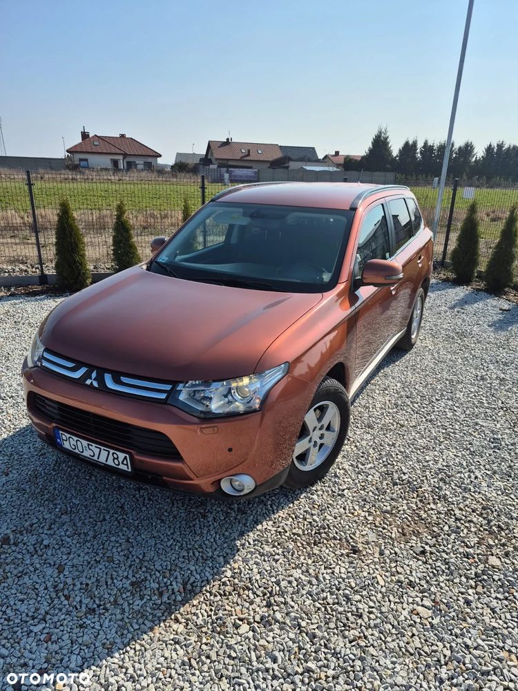 Mitsubishi Outlander 2.2 DID Intense - 9