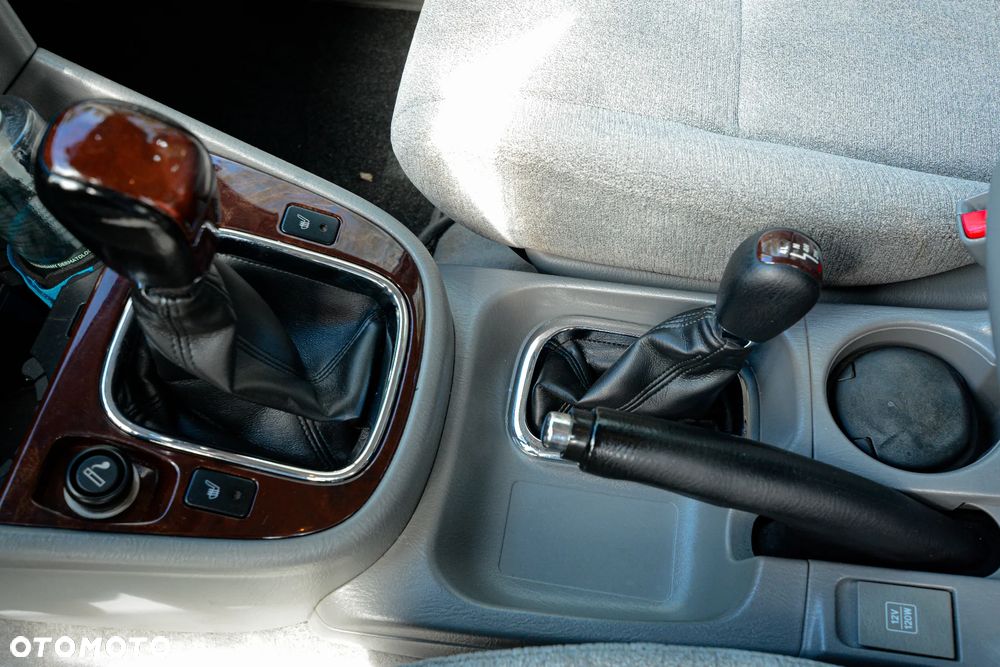 Suzuki Grand Vitara 2.7 V6 - 15
