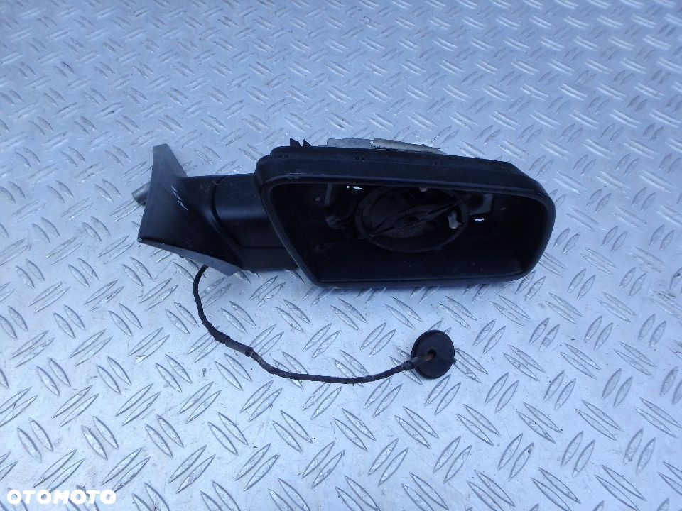 lusterko prawe BMW 7 F01 7189588