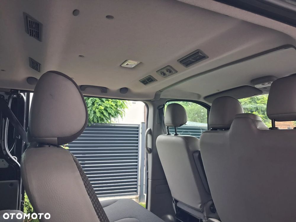 Opel Vivaro L2H1 2.9t Essentia - 13