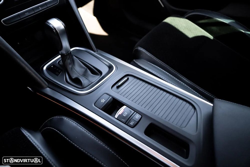 Renault Mégane Sport Tourer 1.5 dCi Dynamique S EDC - 21