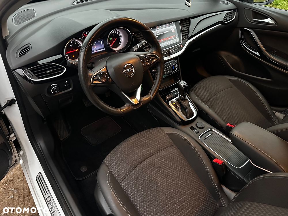 Opel Astra 1.4 T Elite S&S - 12