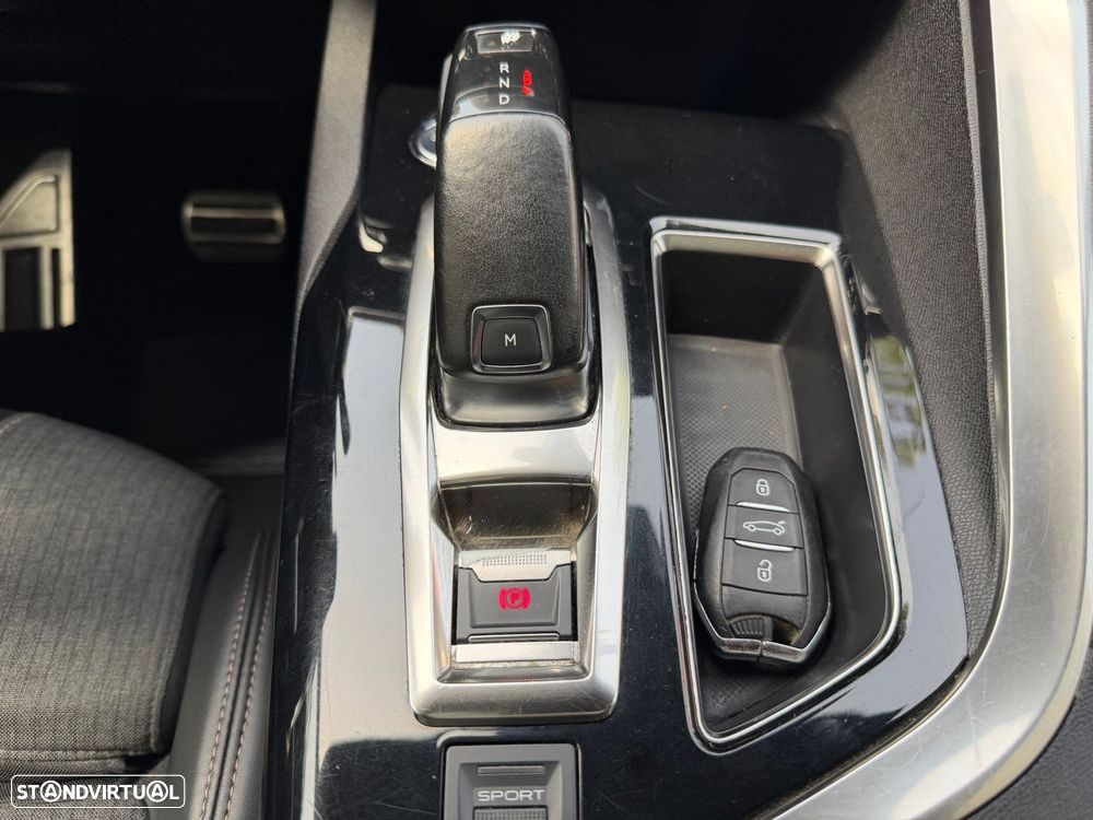 Peugeot 5008 1.6 BlueHDi GT Line EAT6 - 12