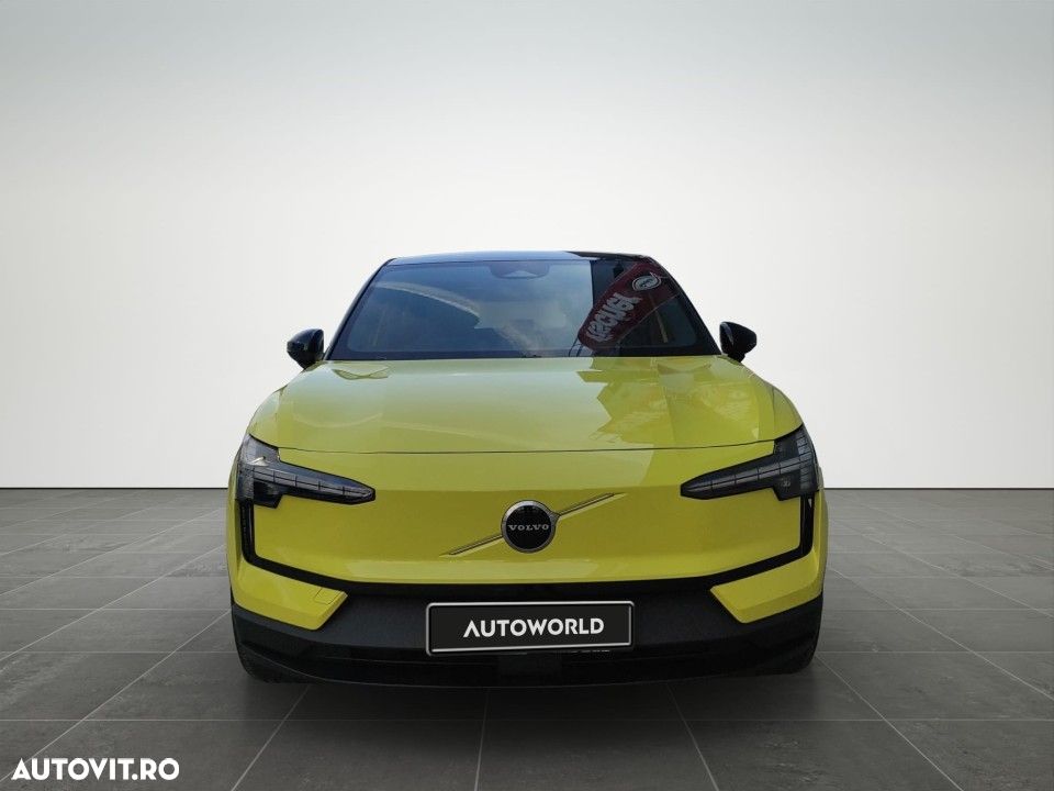 Volvo EX30 Twin Motor Performance Plus - 2