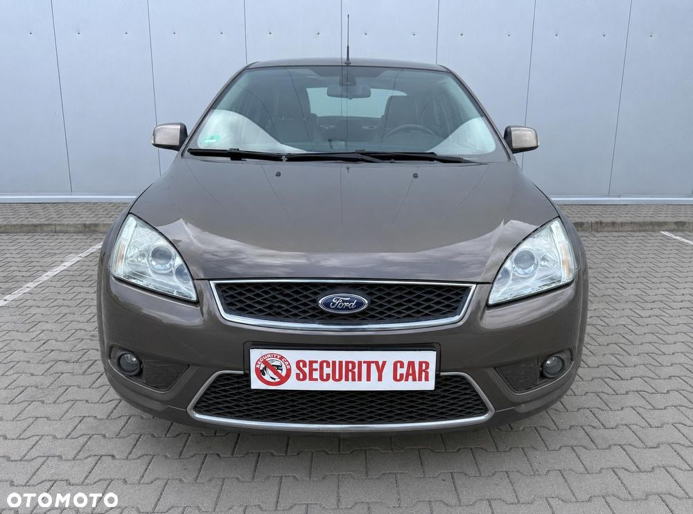 Ford Focus 2.0 16V Ghia - 3