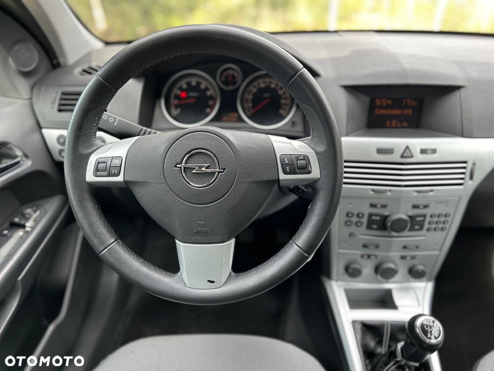 Opel Astra 1.6 Edition 111 Jahre - 27