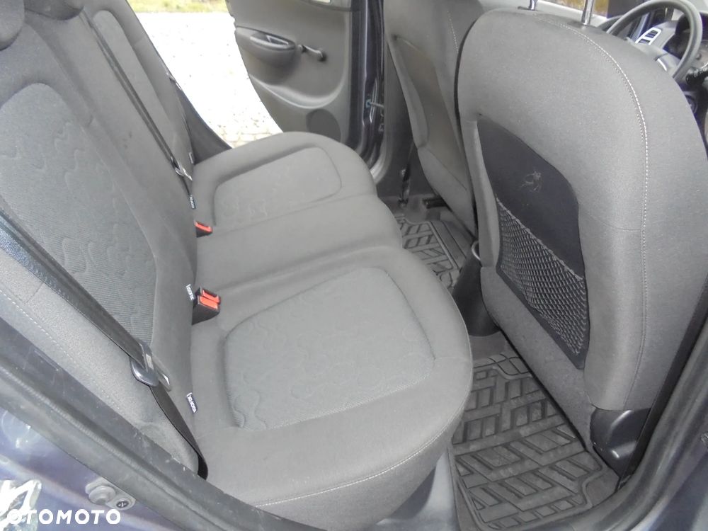 Hyundai i20 1.2 Classic - 23