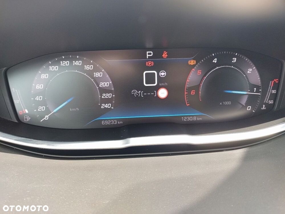 Peugeot 3008 1.5 BlueHDi Allure Pack S&S EAT8 - 12