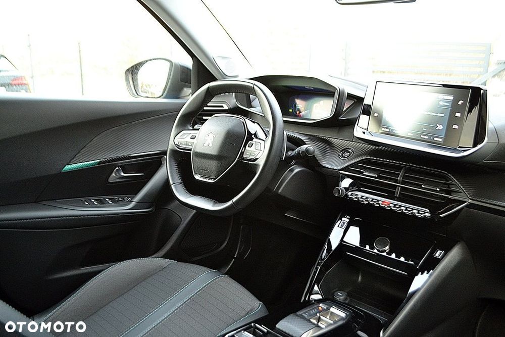 Peugeot 2008 BlueHDi 130 EAT8 Allure - 18