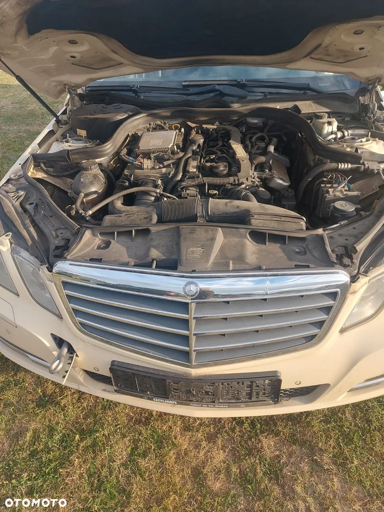 Mercedes-Benz Klasa E 200 T CDI 7G-TRONIC Elegance - 12