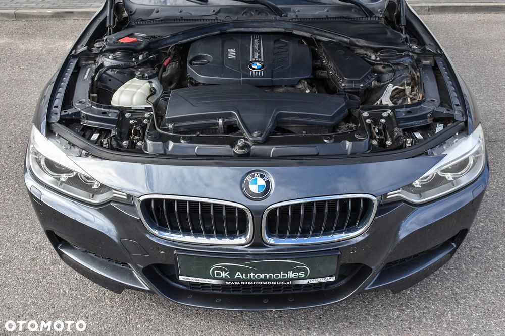 BMW Seria 3 320d DPF Edition Sport - 38