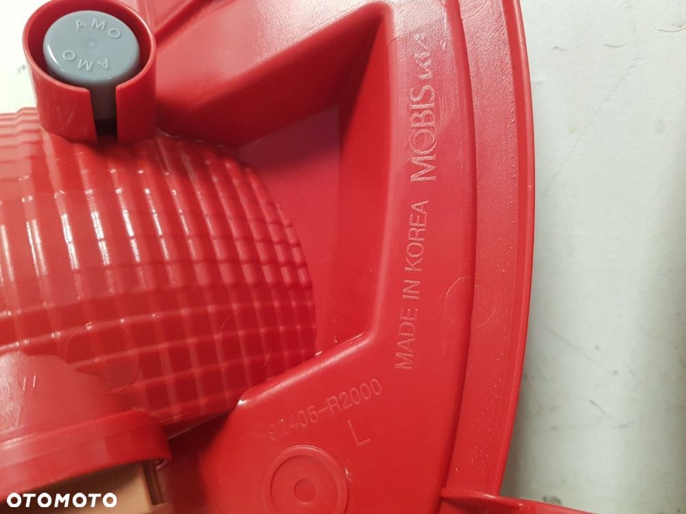 ORYGINALNY KOMPLET LAMPA PRZECIWMGIELNA TYLNA LEWA + PRAWA KIA SPORTAGE V 5 NQ5e 21-25 92405-R2000 - 8