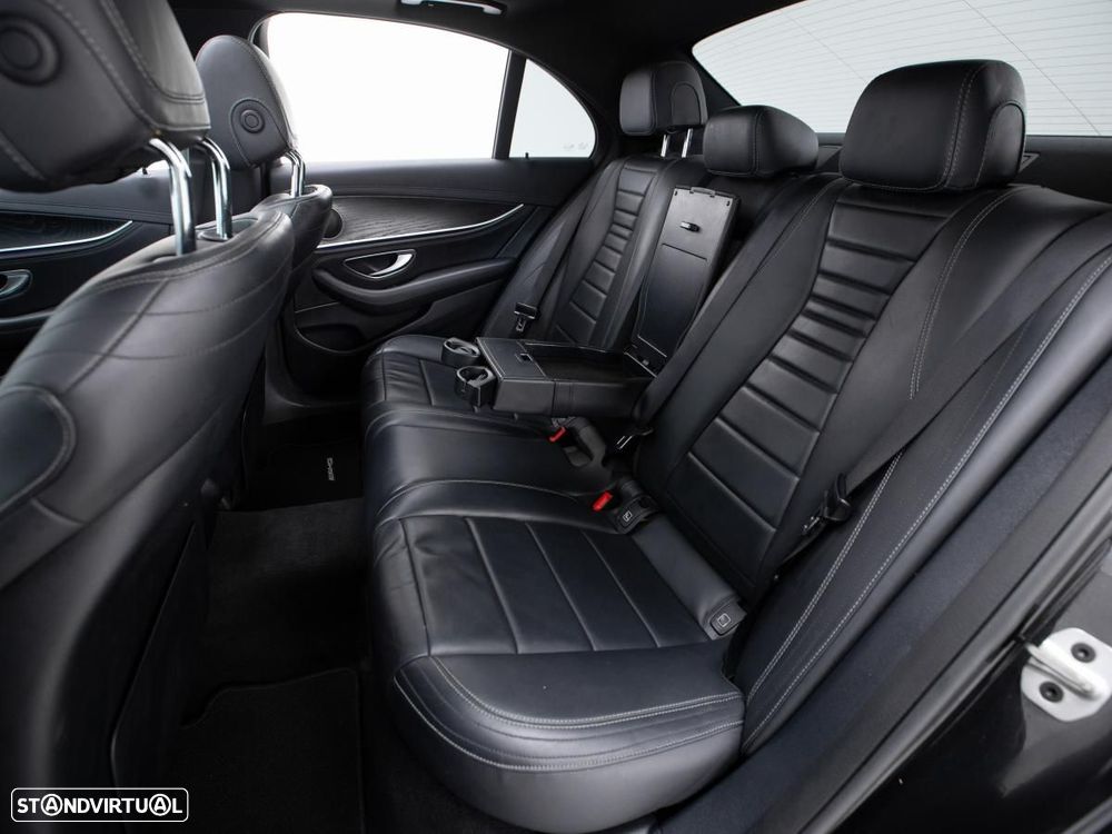 Mercedes-Benz E 220 - 12