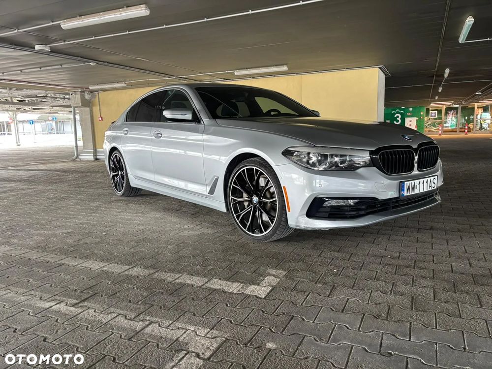 BMW Seria 5 530i Sport Line - 4