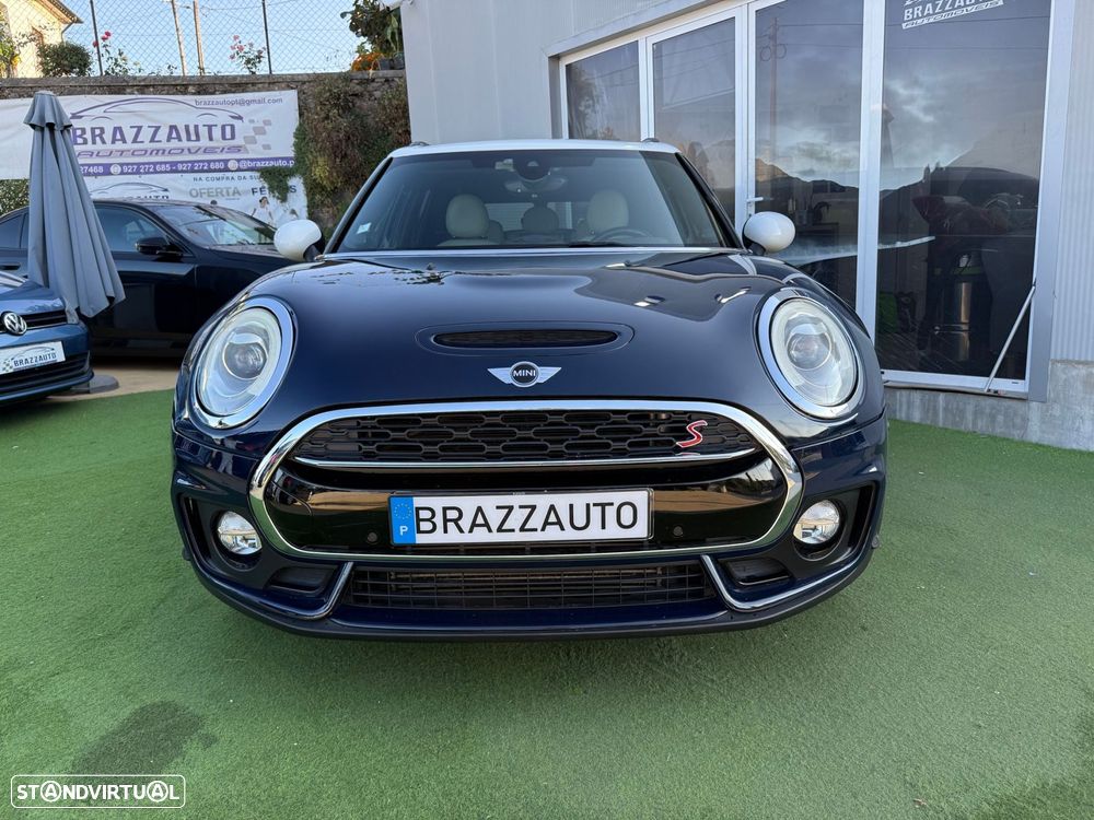MINI Clubman Cooper SD ALL4 Auto Desportiva - 17