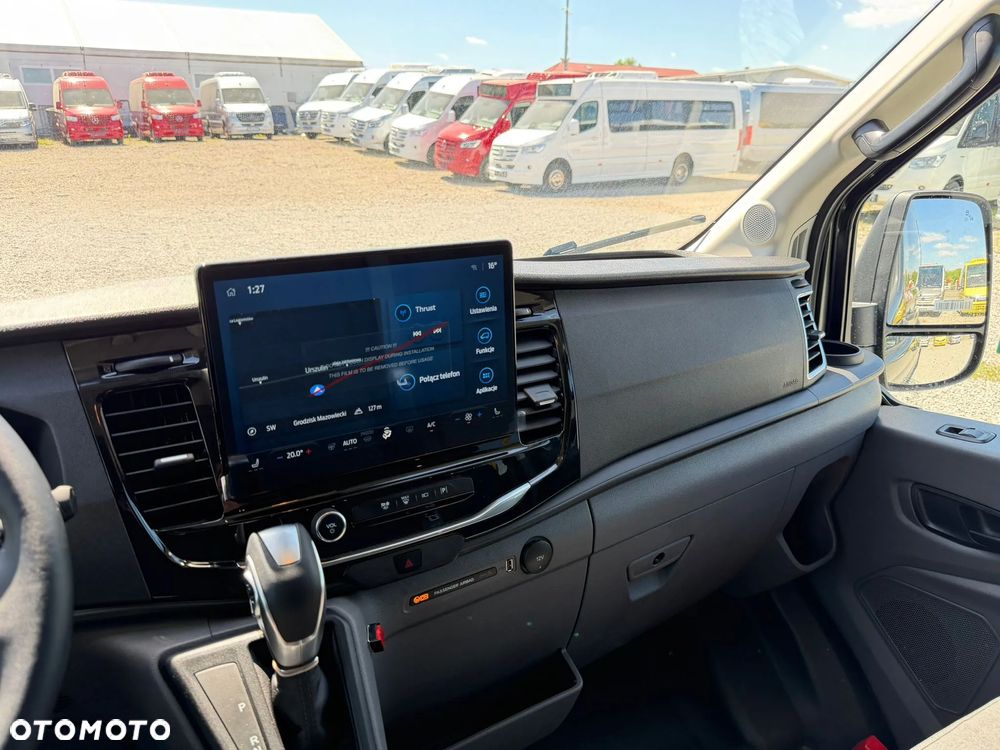 Ford Transit - 17