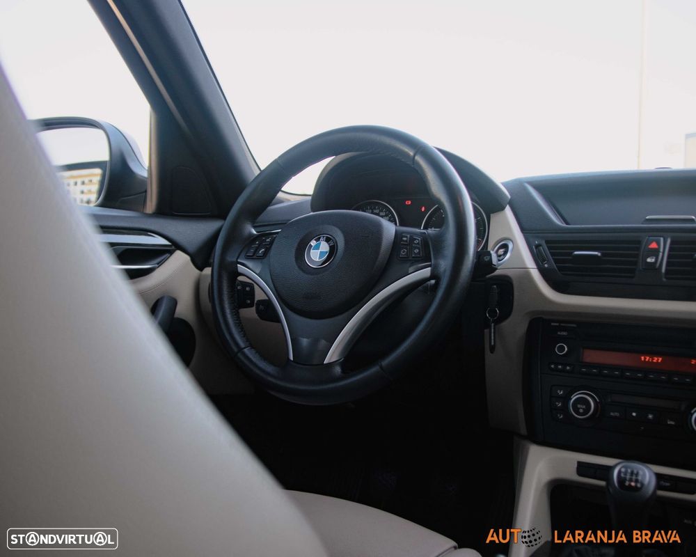 BMW X1 18 d sDrive - 31