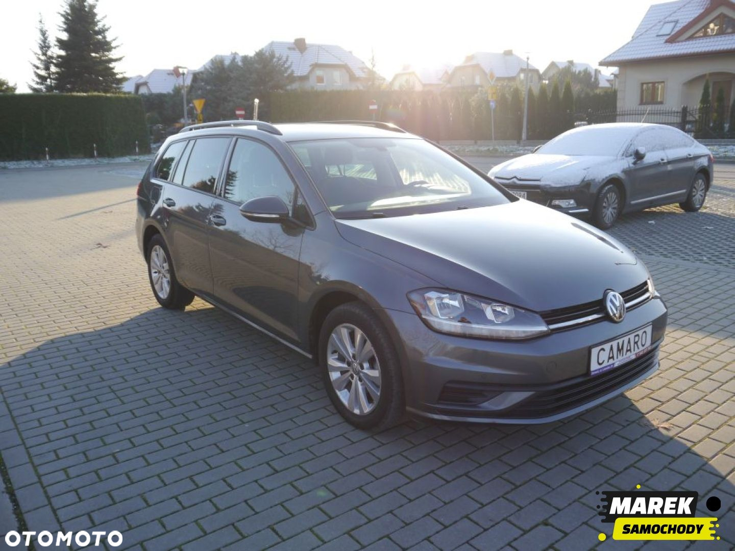 Volkswagen Golf - 10