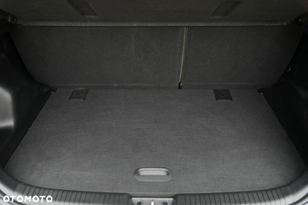 Kia Venga - 18