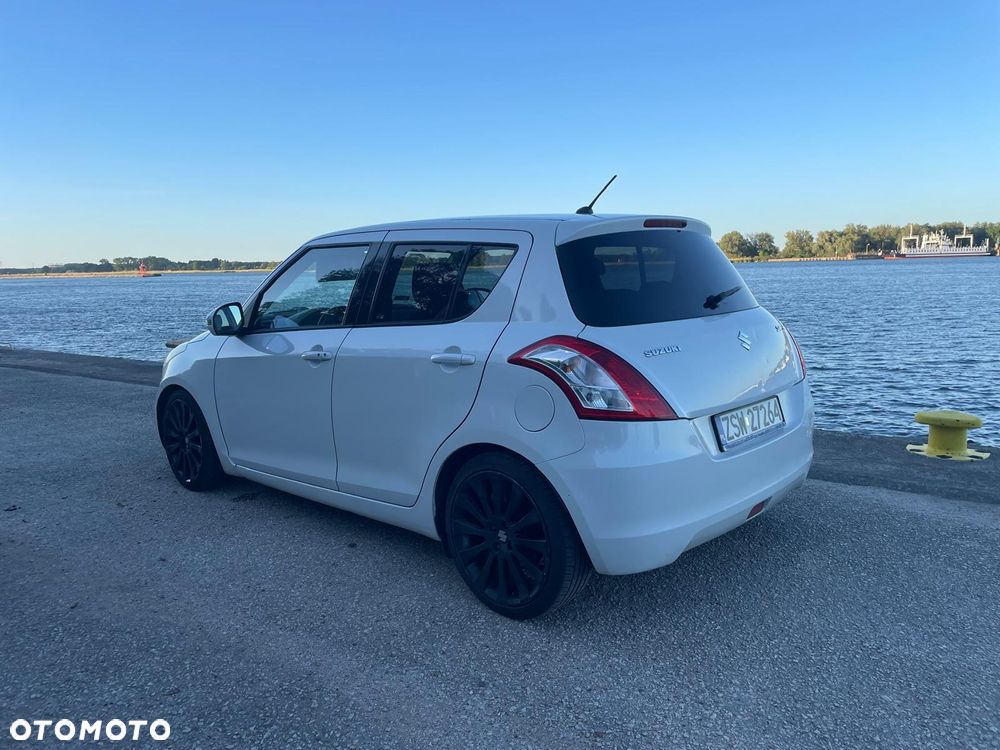 Suzuki Swift 1.2 Premium - 3