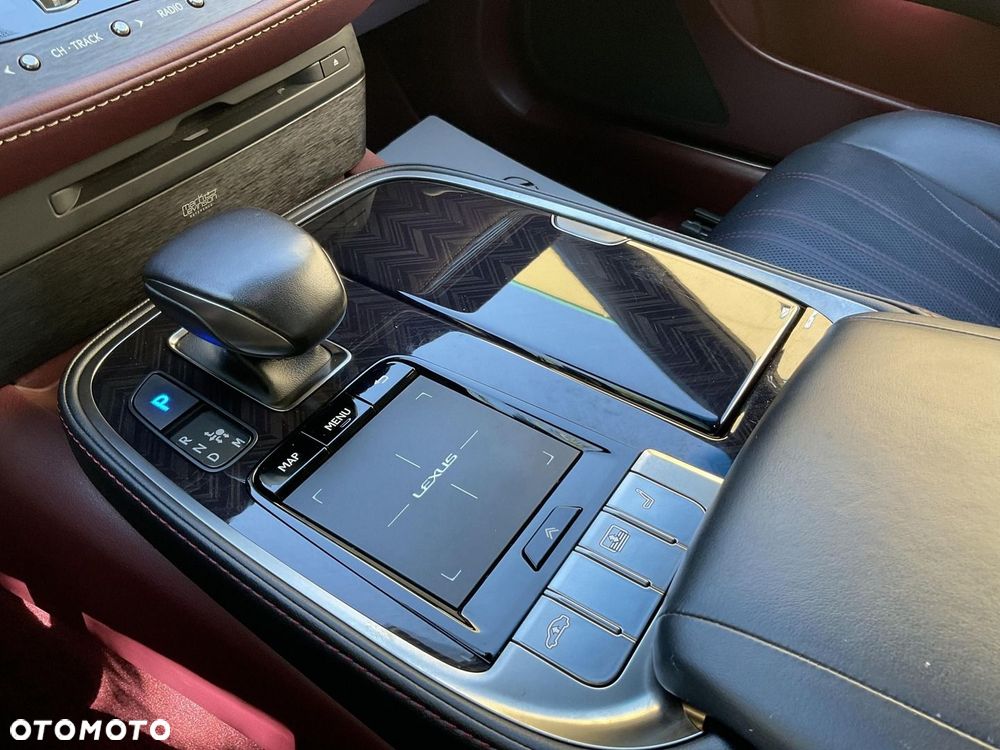 Lexus LS 500 Omotenashi AWD - 27