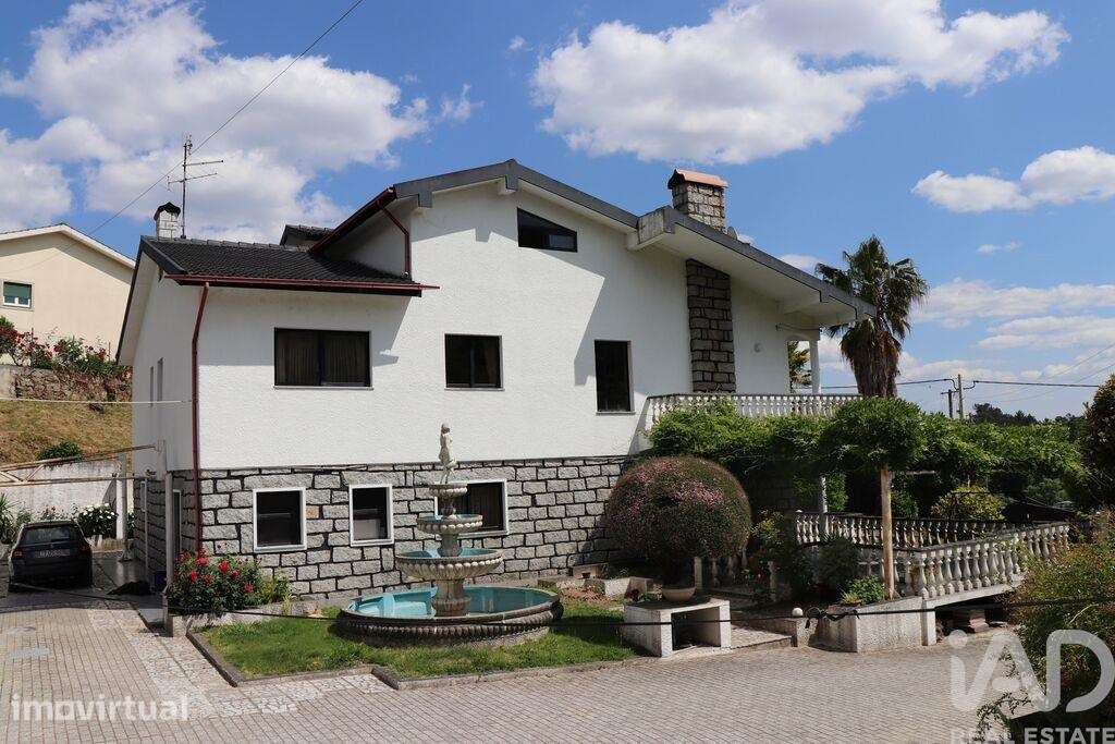 Casa / Villa T7 em Adoufe e Vilarinho de Samardã de 672,00 m2 - Grande imagem: 3/30
