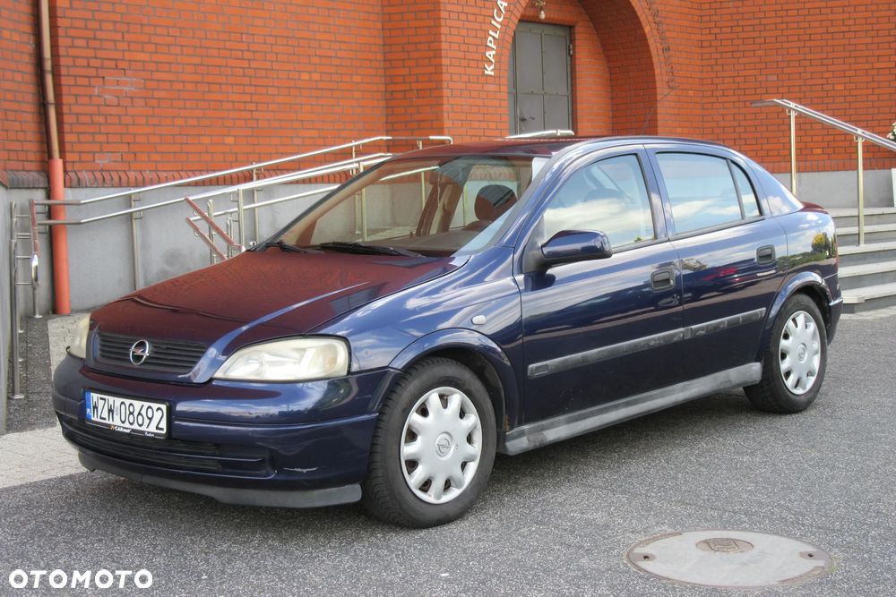 Opel Astra - 1