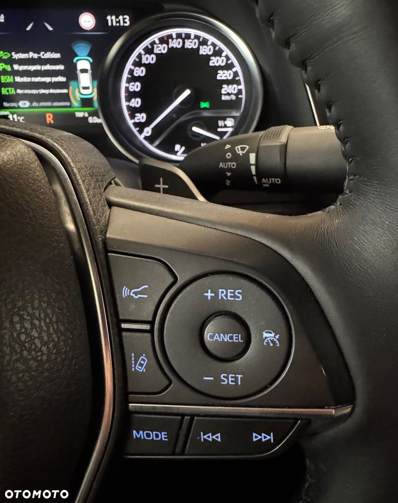 Toyota Camry 2.5 Hybrid Executive CVT - 11