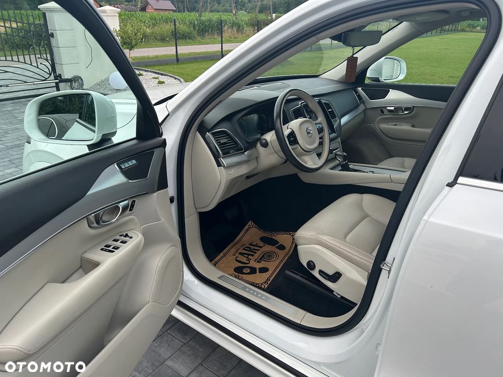 Volvo XC 90 T6 AWD Geartronic Momentum - 10