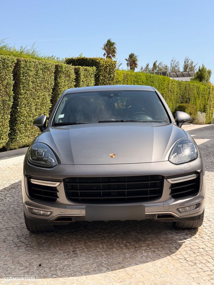 Porsche Cayenne Turbo - 3