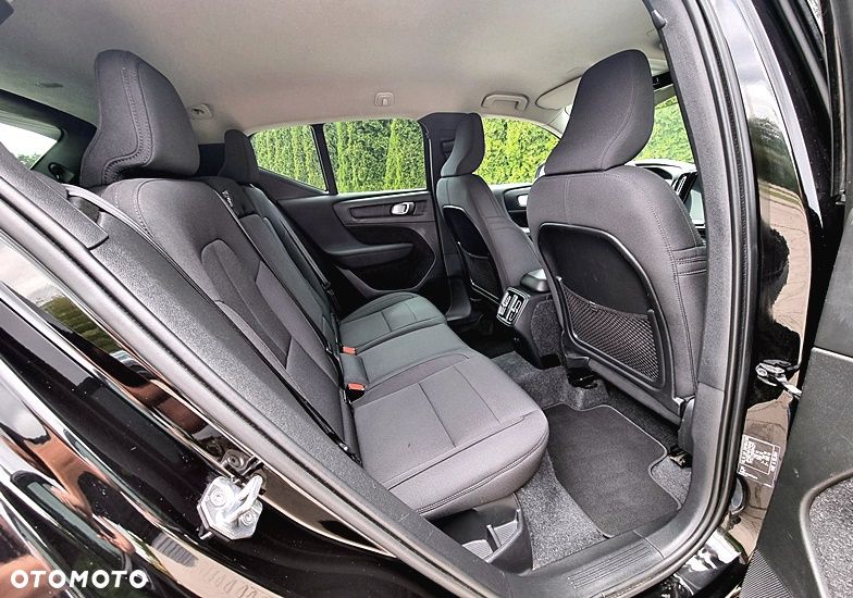 Volvo XC 40 D3 Momentum Pro - 17