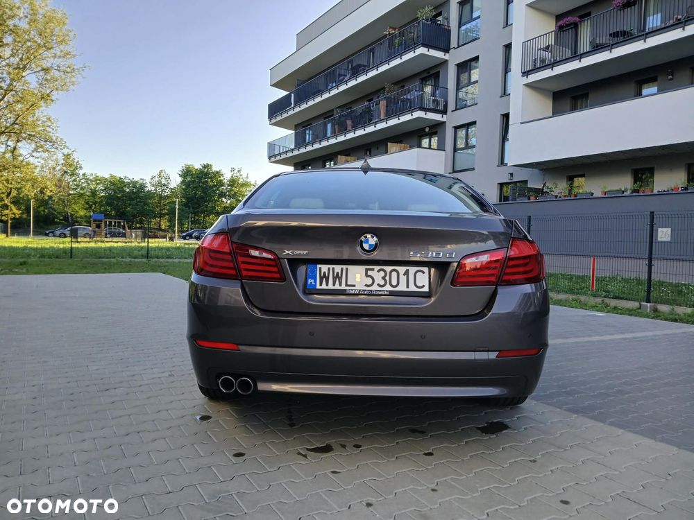 BMW Seria 5 530d xDrive - 4