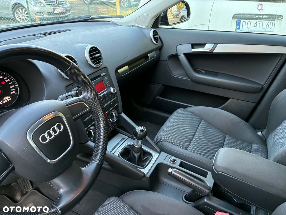 Audi A3 Sportback 1.8 TFSI Attraction - 23
