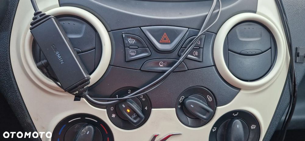 Ford KA 1.2 Titanium - 19