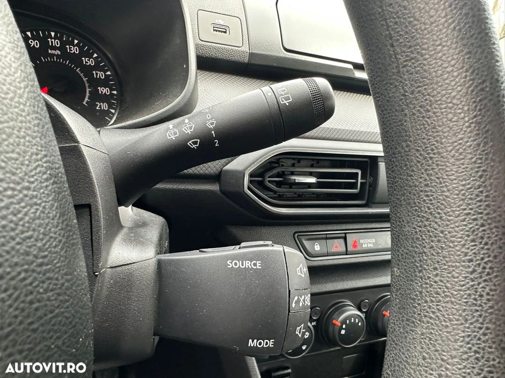 Dacia Sandero - 16