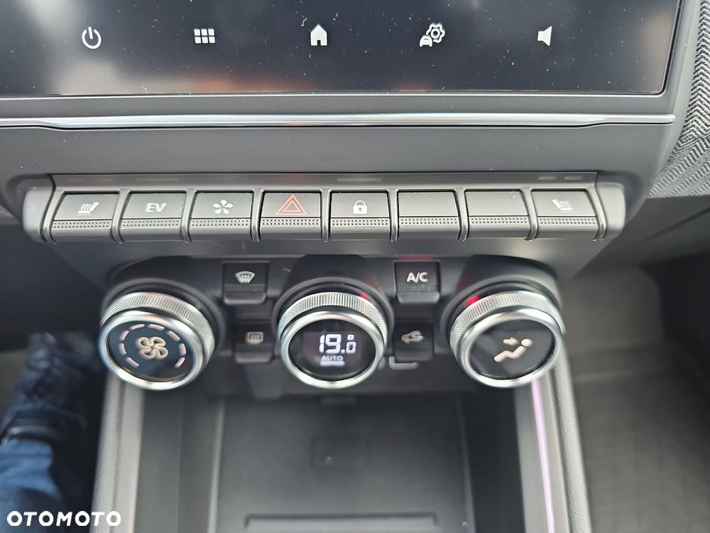 Renault Clio - 21