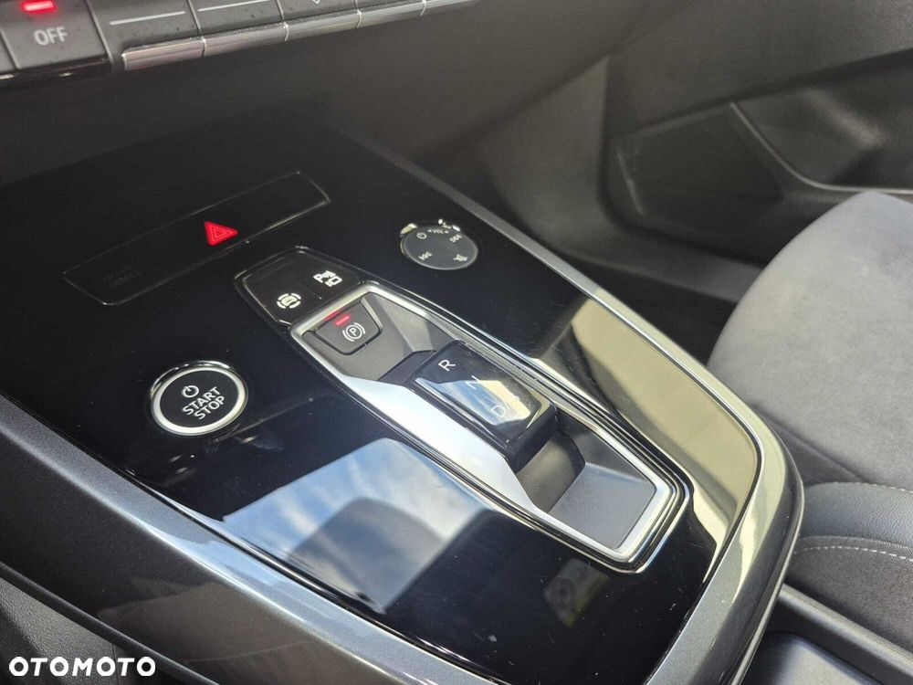 Audi Q4 e-tron - 32