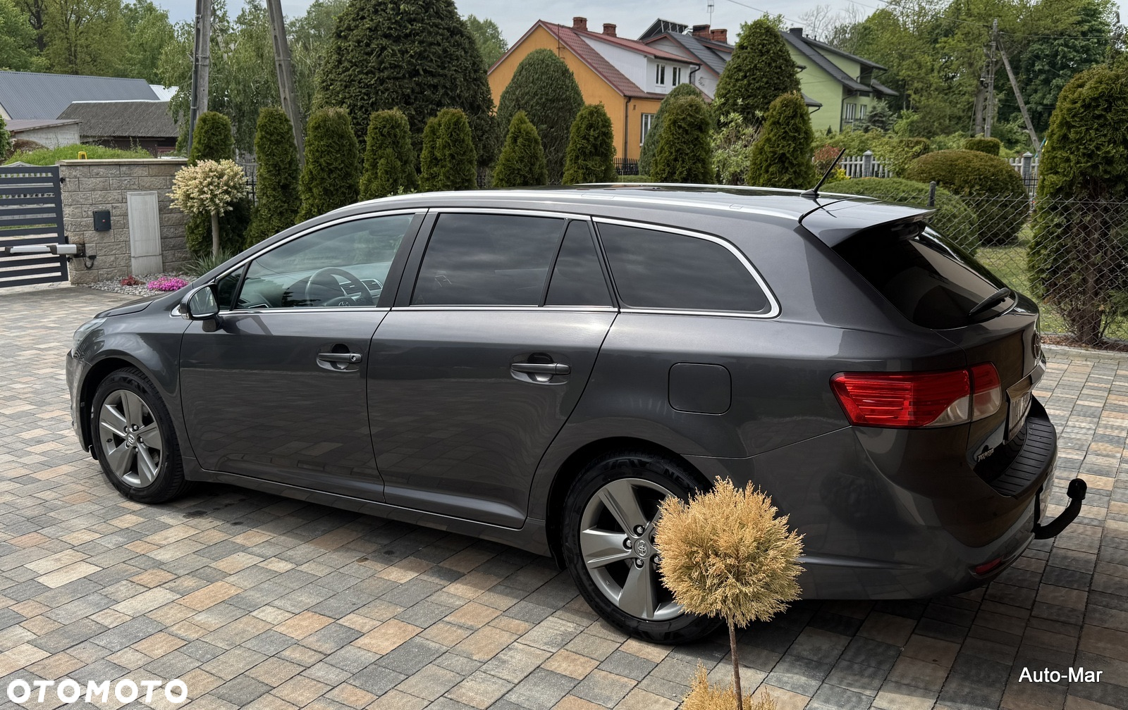Toyota Avensis 1.8 Premium - 4