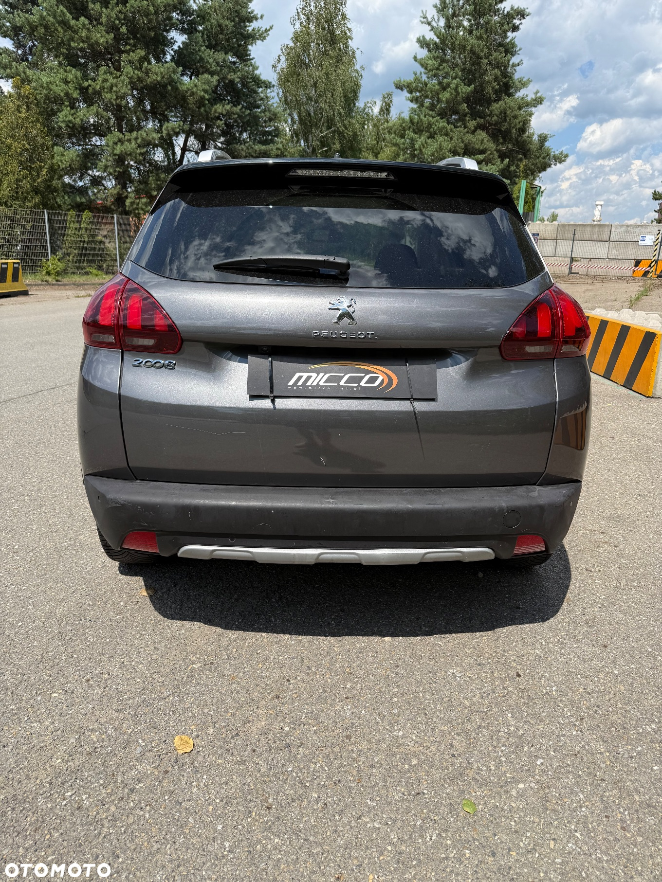 Peugeot 2008 BlueHDi FAP 120 STOP & START Crossway - 4