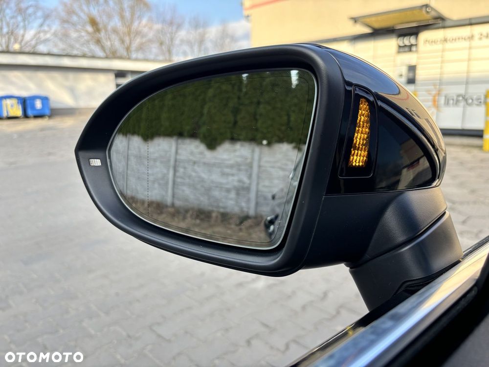 Volkswagen Passat 2.0 TDI SCR DSG Elegance - 15