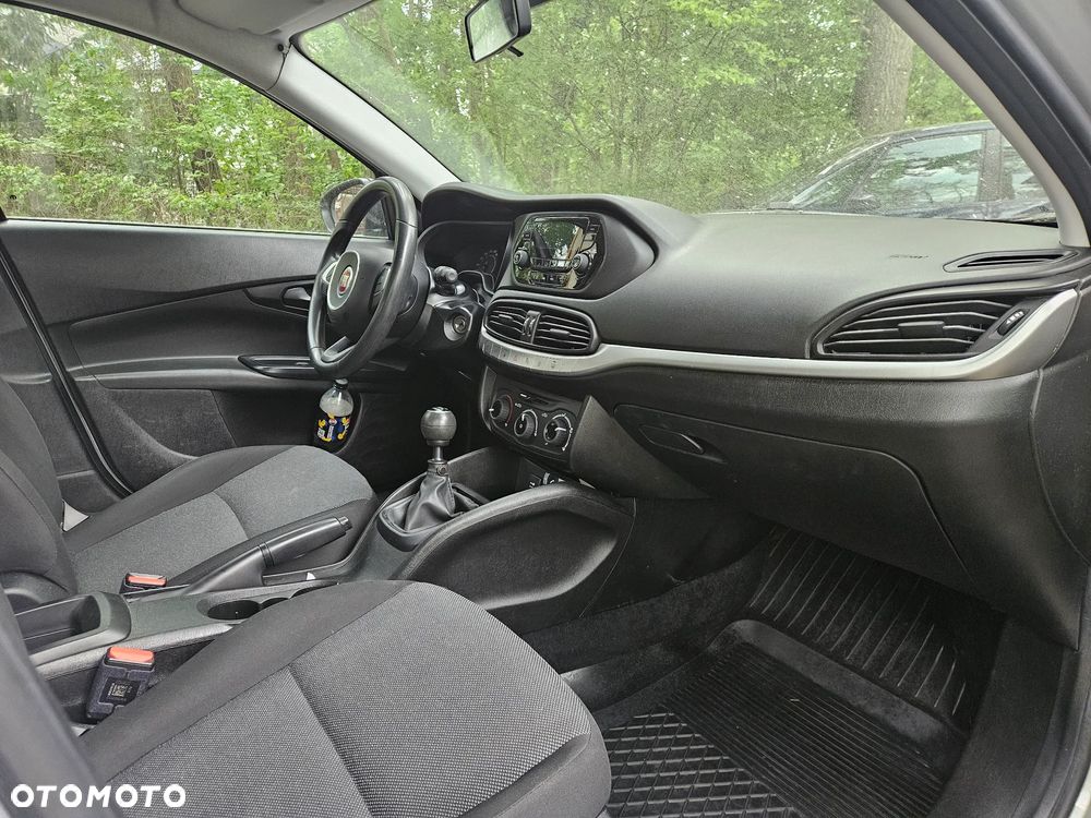 Fiat Tipo 1.4 16V Easy EU6d - 7