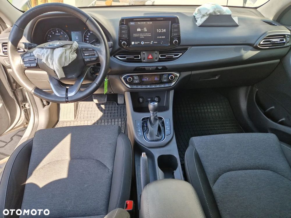 Hyundai i30 1.5 T-GDI 48V Smart DCT - 16