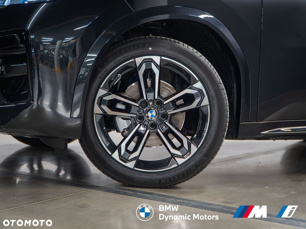 BMW iX2 eDrive20 - 9