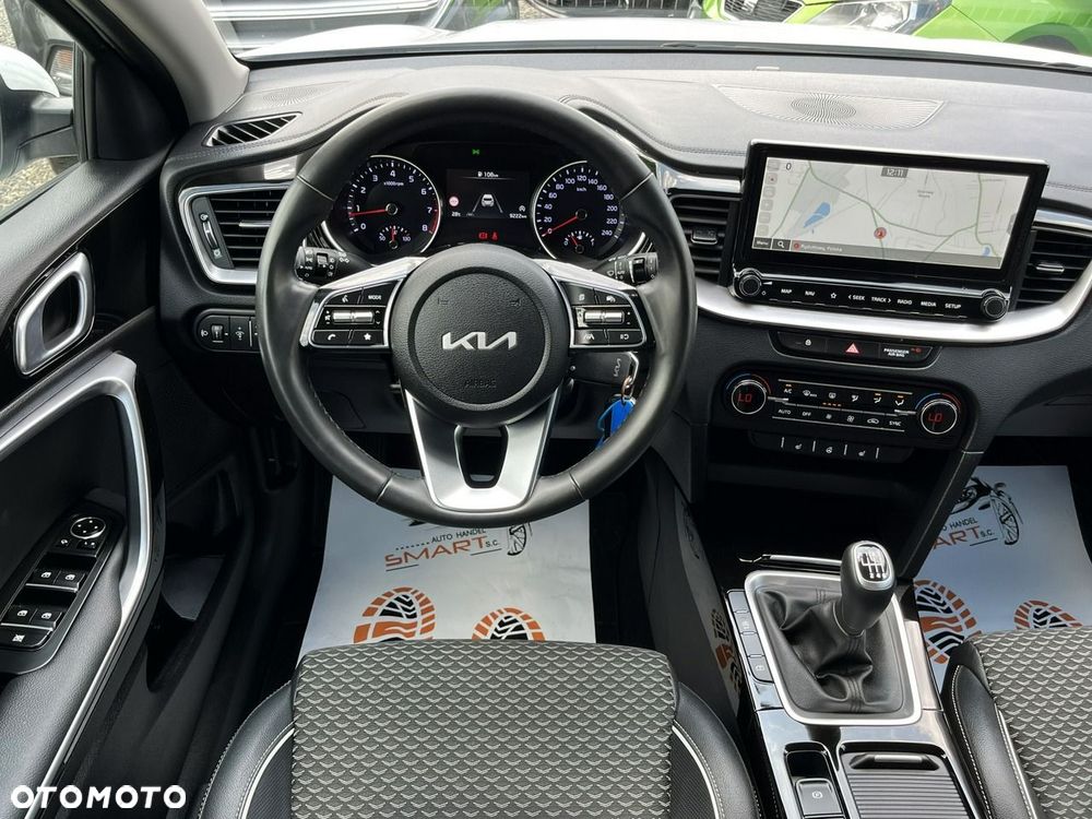 Kia XCeed 1.5 T-GDI M - 11