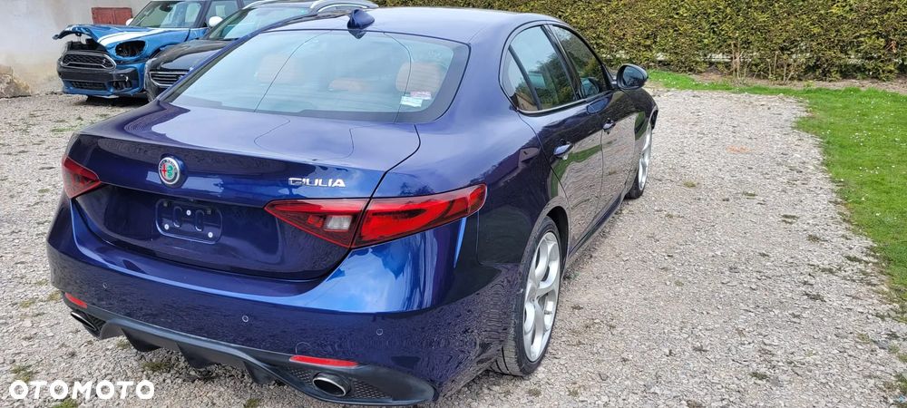 Alfa Romeo Giulia 2.0 Turbo TI Q4 - 1