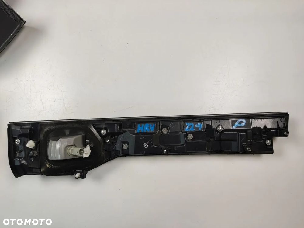 HONDA HR-V od 2021r Lampa Tylna Biała Komplet - 16